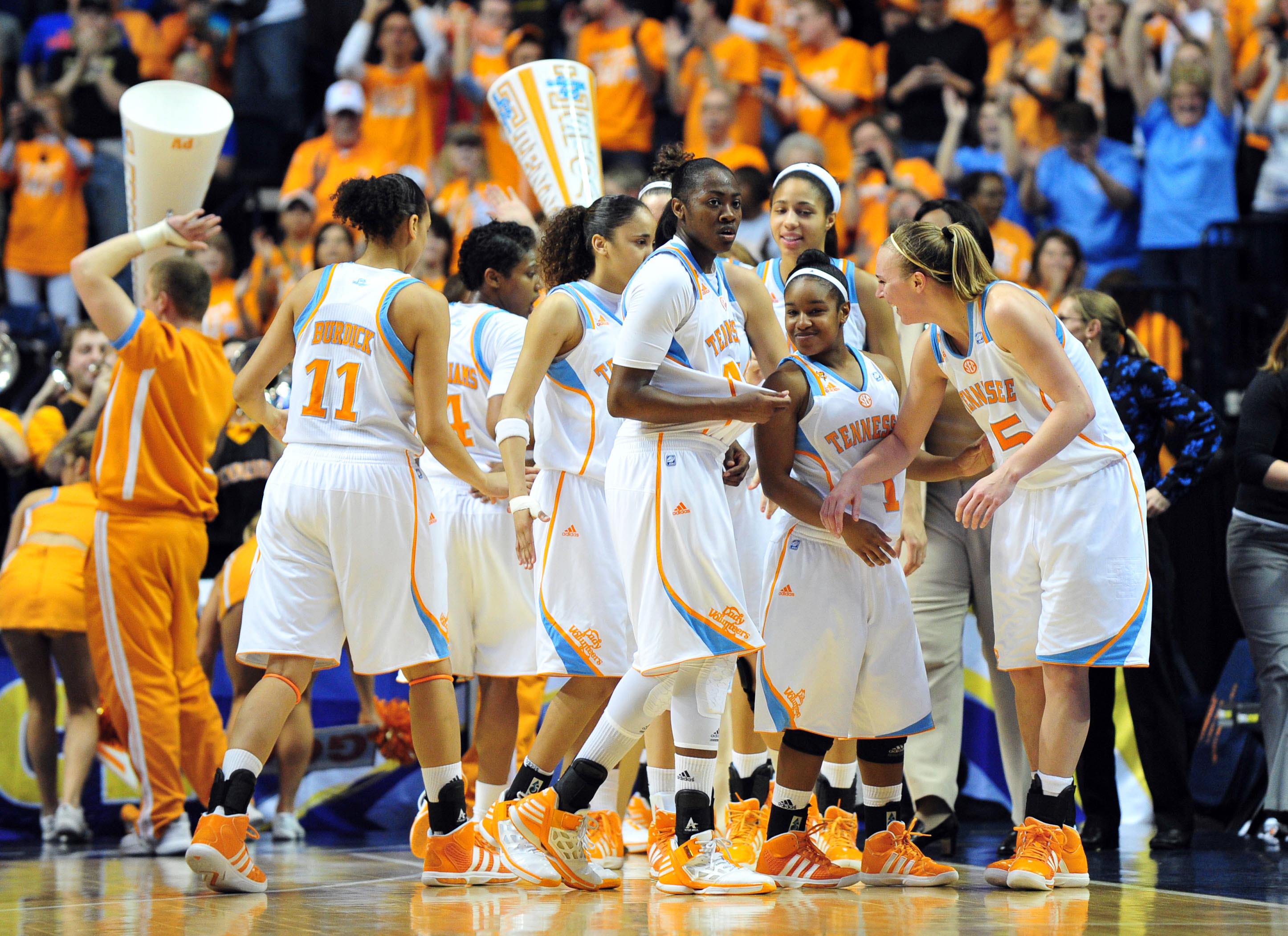 Lady Vols Make Change To 2013 14 Schedule Wbir Com