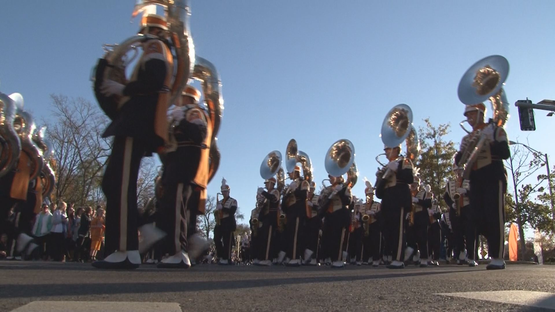 Ut Alumni Band Together For Largest Halftime Show Ever 