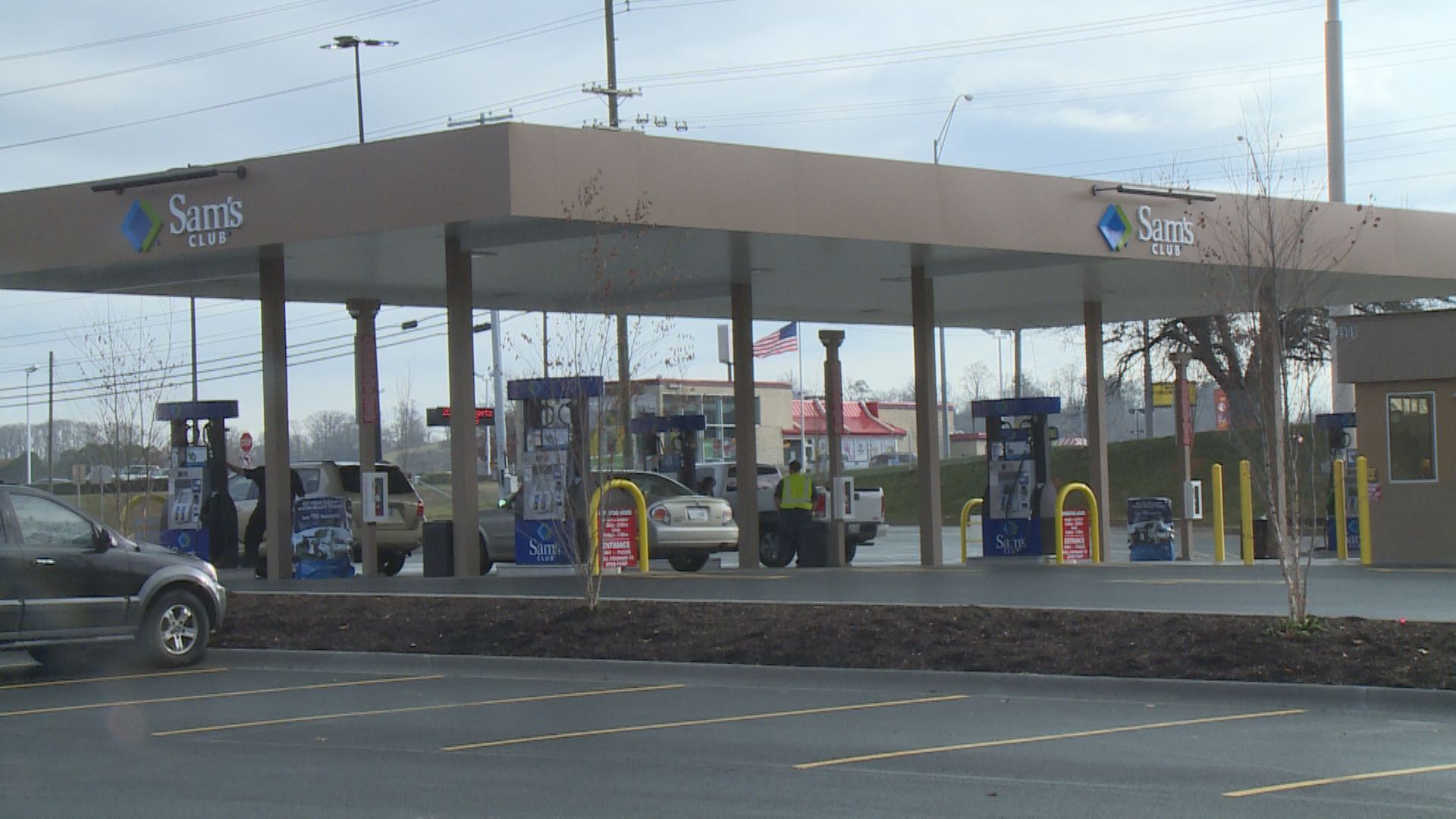 East Knoxville Sam's Club celebrates new expansion