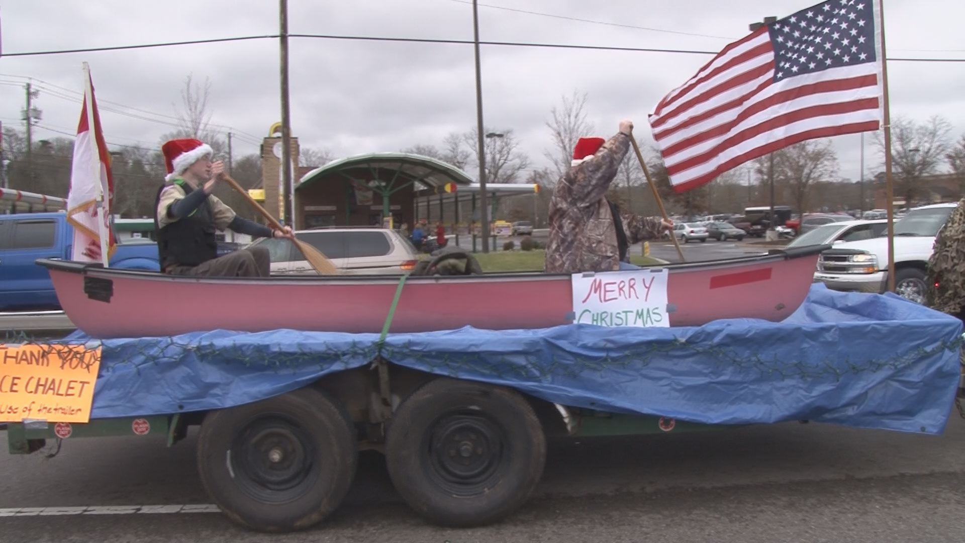 Boy Scouts rebuild stolen float in time for Fountain City parade