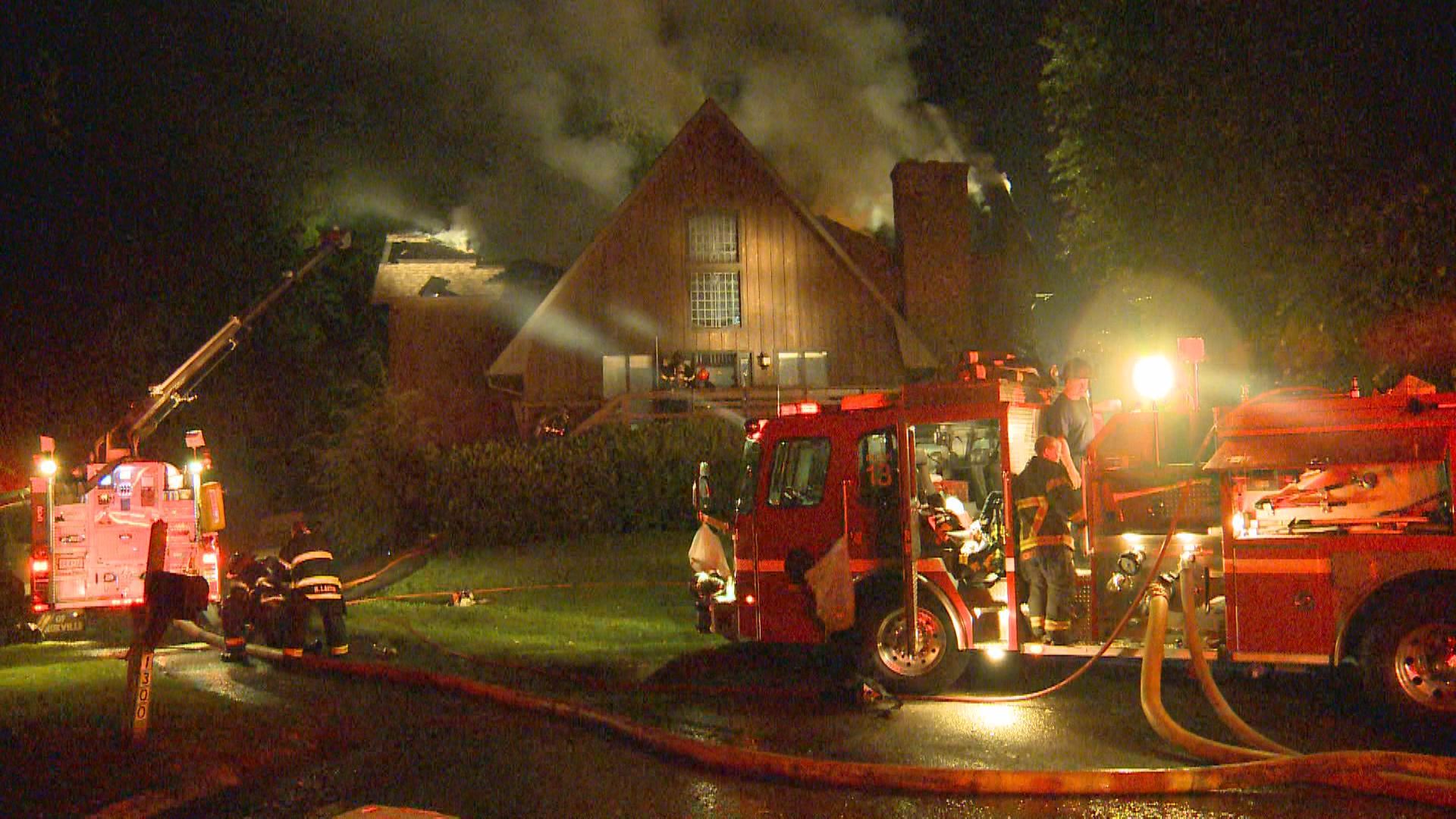 KFD Lightning suspected as cause of South Knox house fire