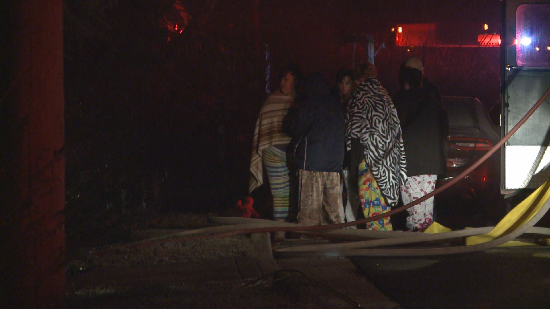 4 people escape house fire early New Year's Day | wbir.com