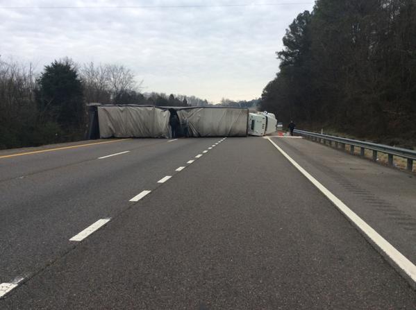 TDOT: All lanes reopen on I-75 S. after semi overturns | wbir.com