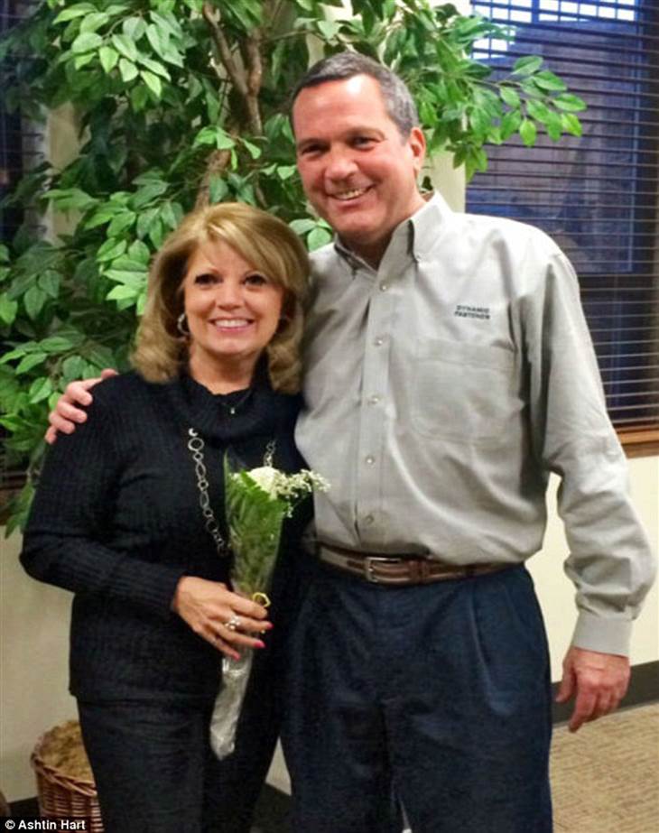 Student surprises teacher who inspired him with $10K gift — 37 years ...