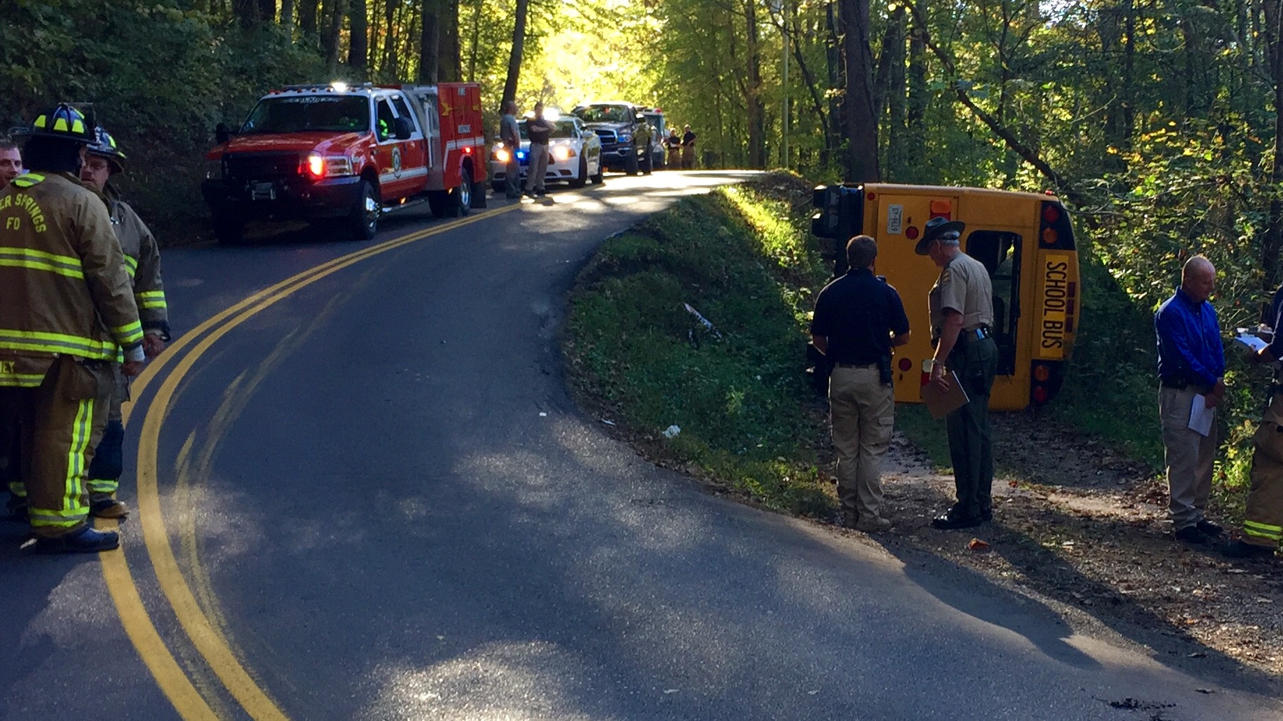 THP 9 students treated after Roane County school bus crash