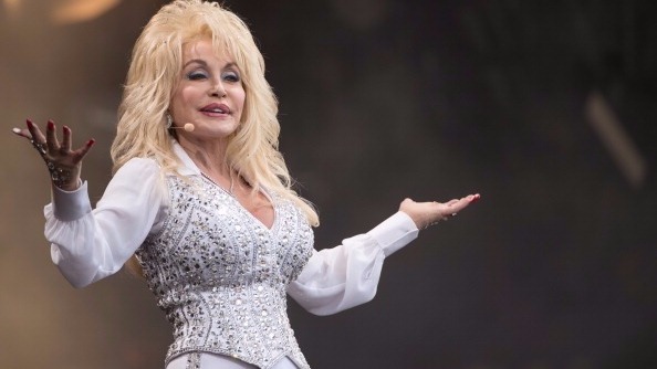 Dolly Parton Says Slow Rendition Of Her Song Jolene Makes Her Smile Wbir Com