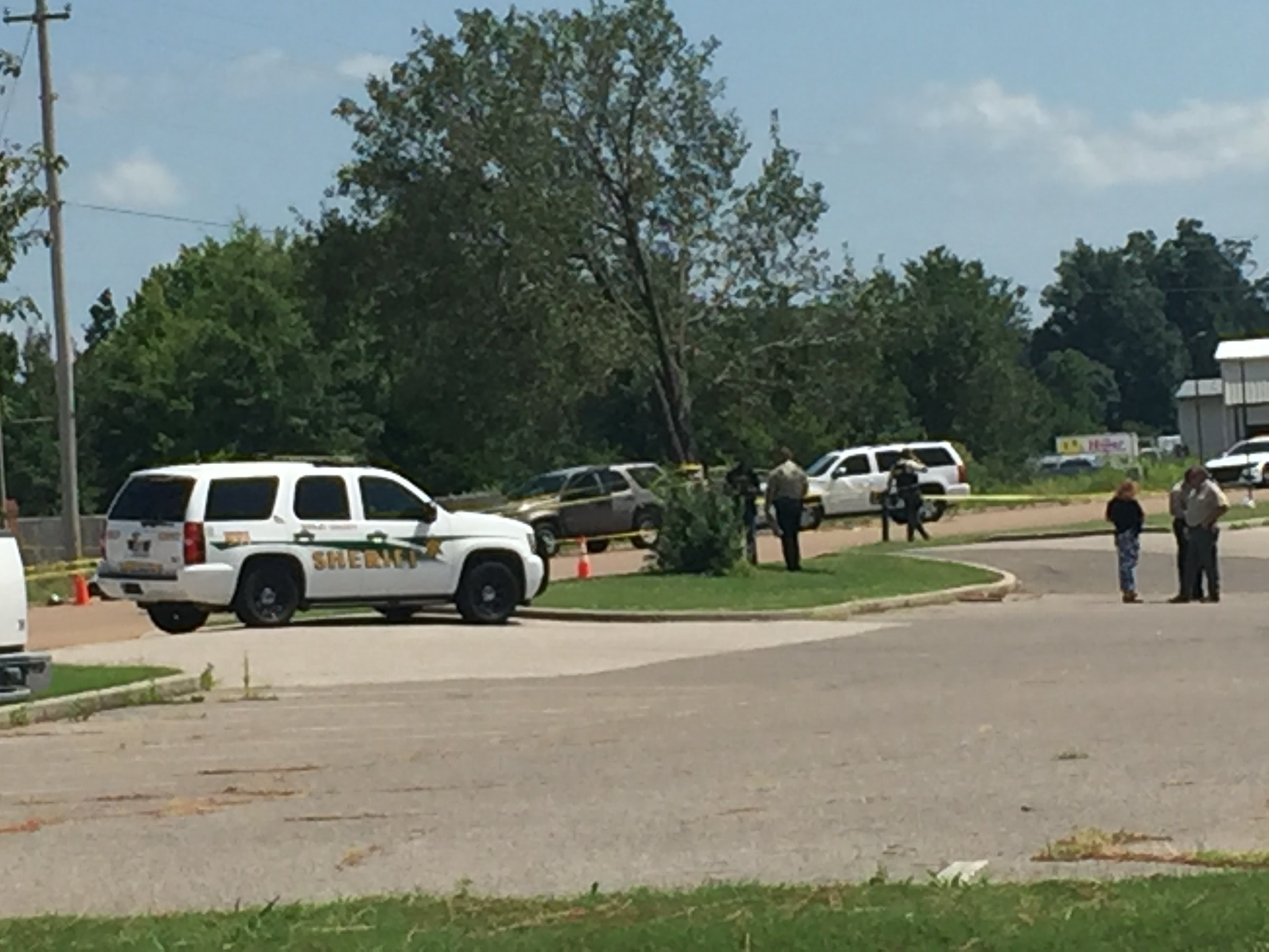 One person shot by sheriff's deputy in East Shelby County | wbir.com