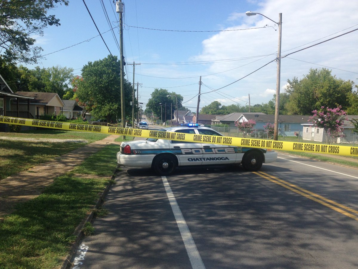 Chattanooga police investigating tripleshooting