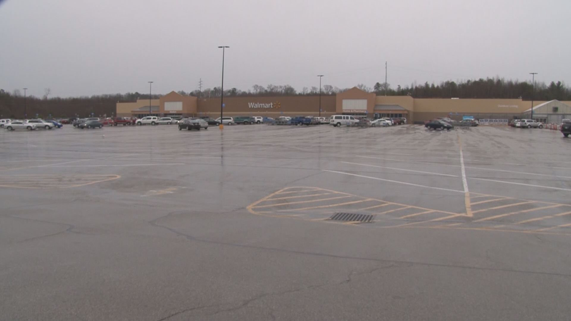 TBI investigating man's death in Rockwood parking lot