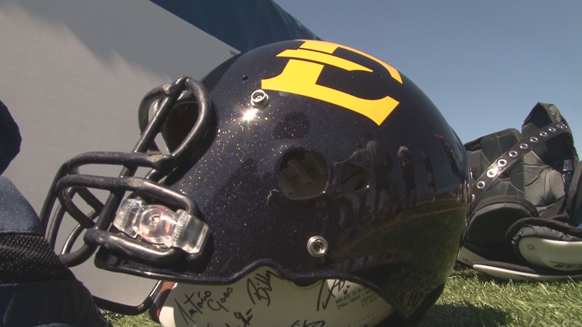 Etu Raptors ETSU welcomes new football era | wbir.com