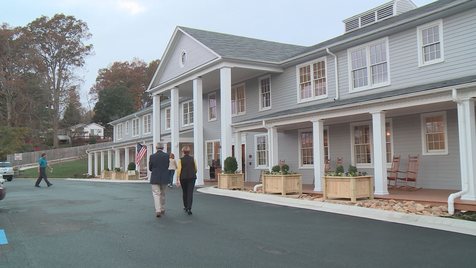 Historic Alexander Inn open to prospective residents | wbir.com