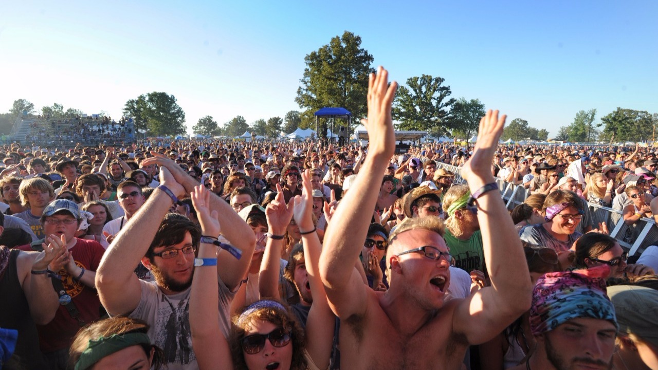 More than 100 arrested, cited in first hours of Bonnaroo | wbir.com