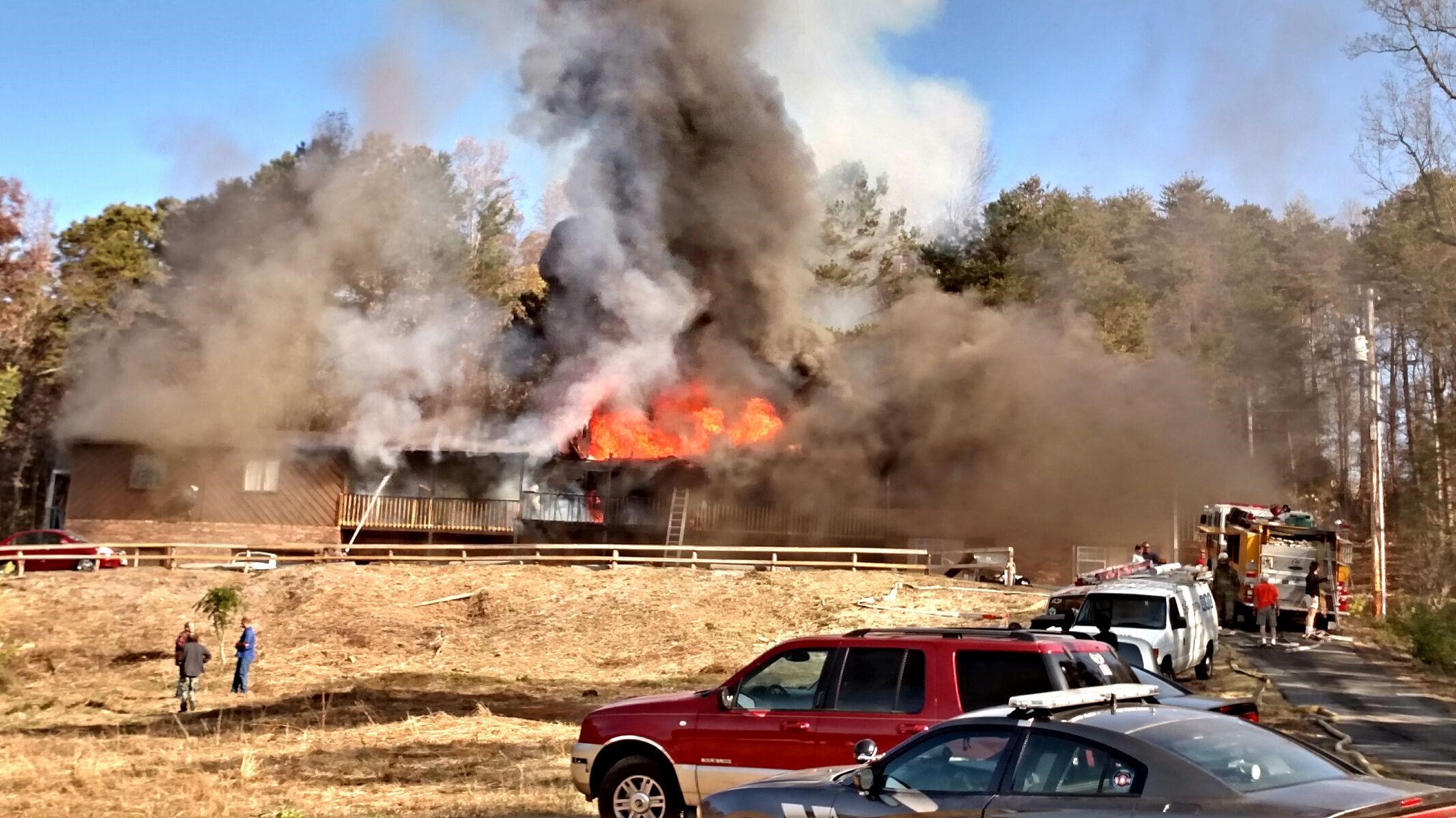 Morristown Apartment Fire Displaces 25 Fire Damages Multiple Units At